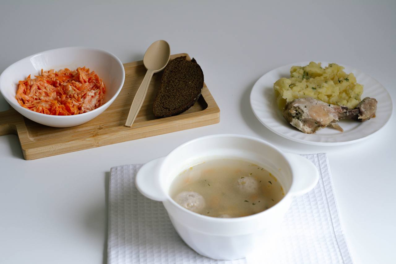 Доставка комплексных обедов 